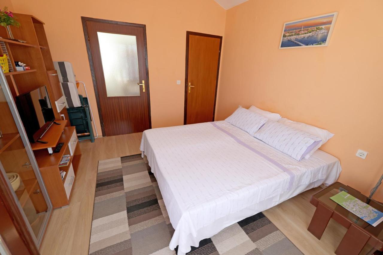 Nera Apartment Zadar Bagian luar foto