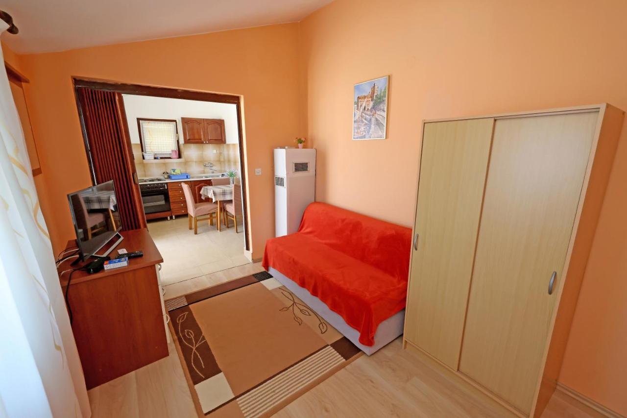 Nera Apartment Zadar Bagian luar foto