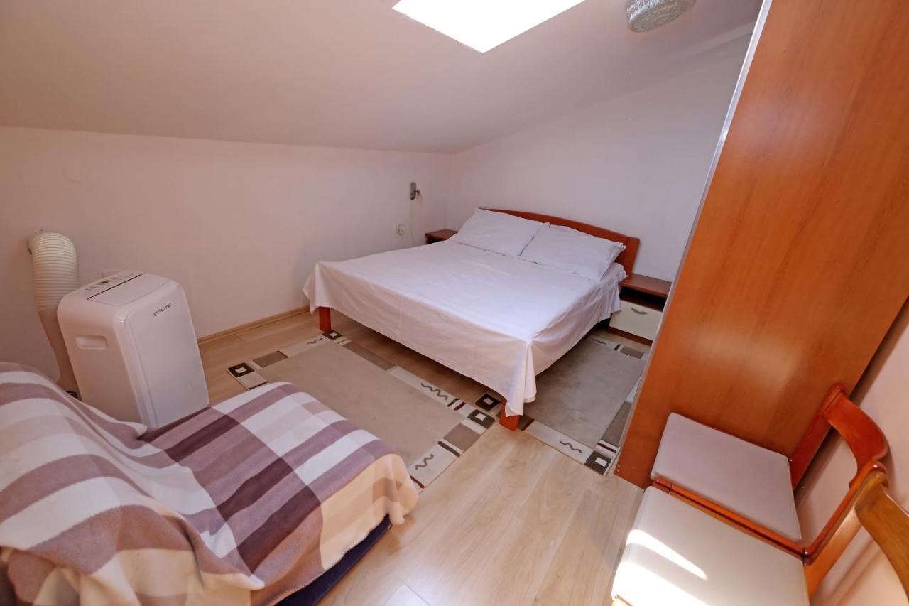 Nera Apartment Zadar Bagian luar foto