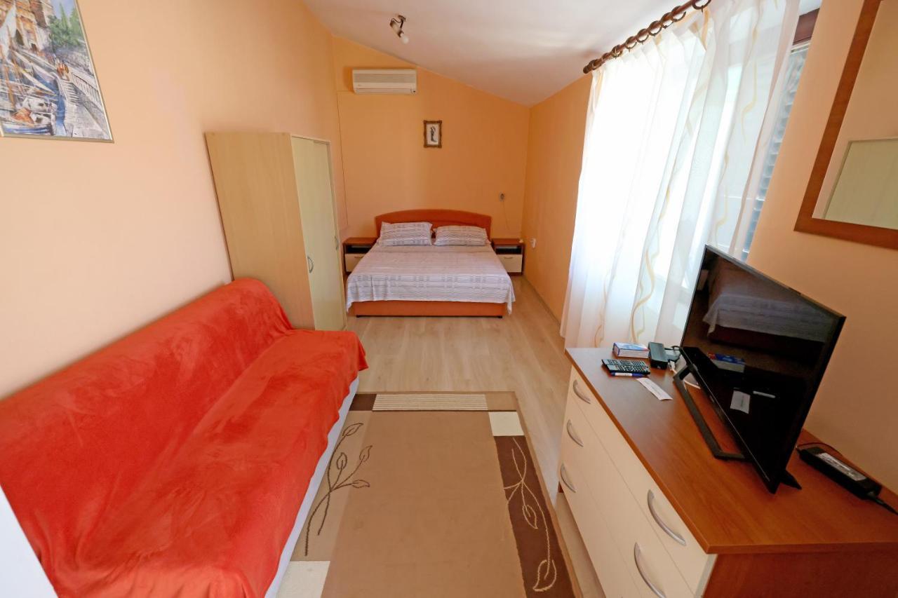 Nera Apartment Zadar Bagian luar foto